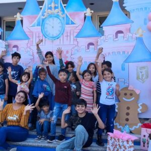 Niños beneficiarios de la comunidad